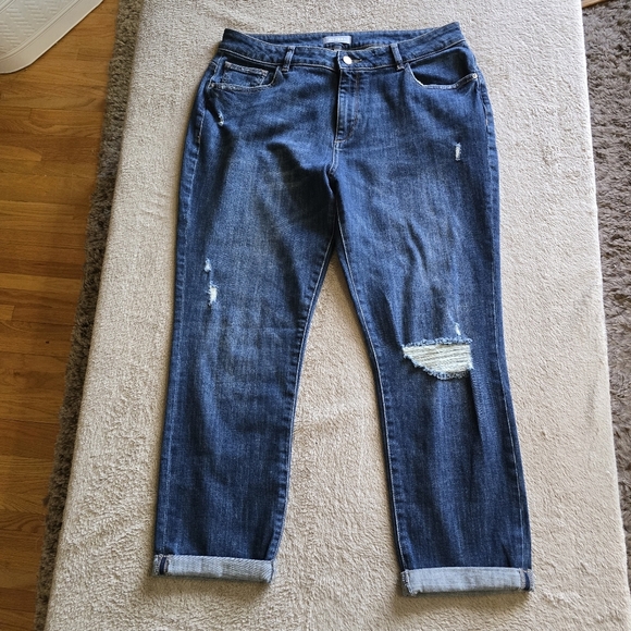 DL1961 Stevie Mid Rise Cuffed Slim Boyfriend Distressed jeans in Hawley size 32 - Picture 4 of 13